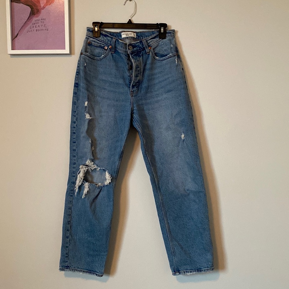 Abercrombie & Fitch Dad Jeans